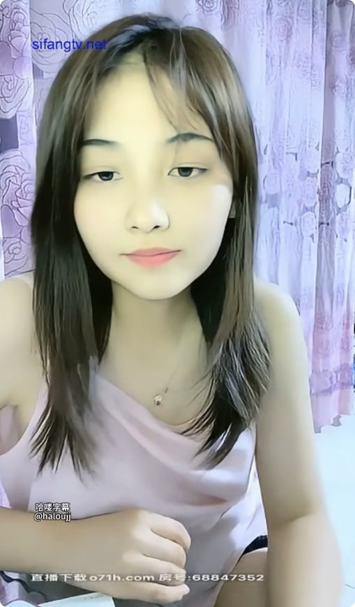 亚洲综合AV色婷婷五月蜜臀巨乳で性格も良く呼べばすぐに来て何でもやってくれる！？いいなりセフレちゃん！！
