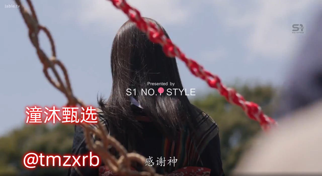 《萌白酱甜味弥漫JK透明白丝》未删减版手机免费观看...